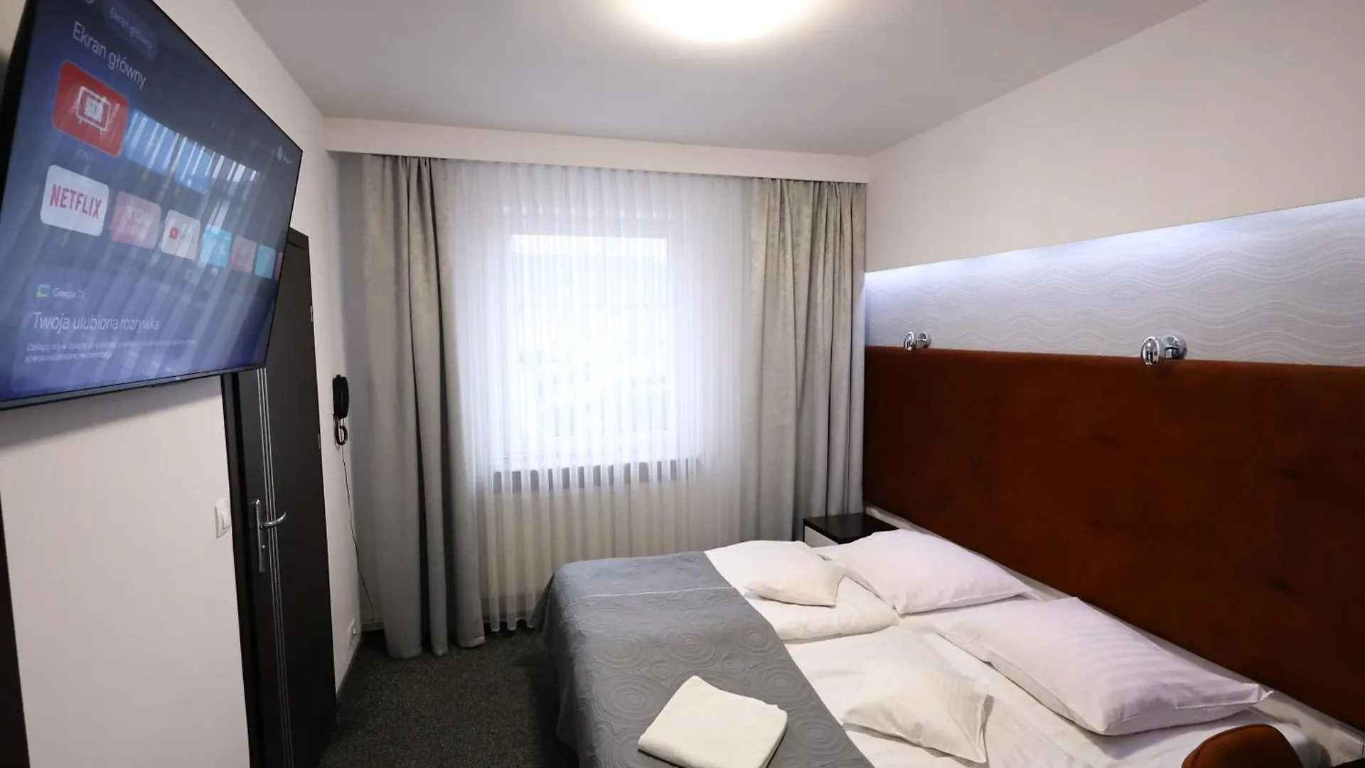 Hotel Junior كراكوفيا