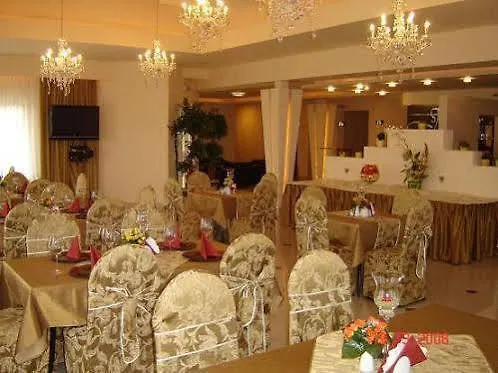 Hotel Junior كراكوفيا 3*,
